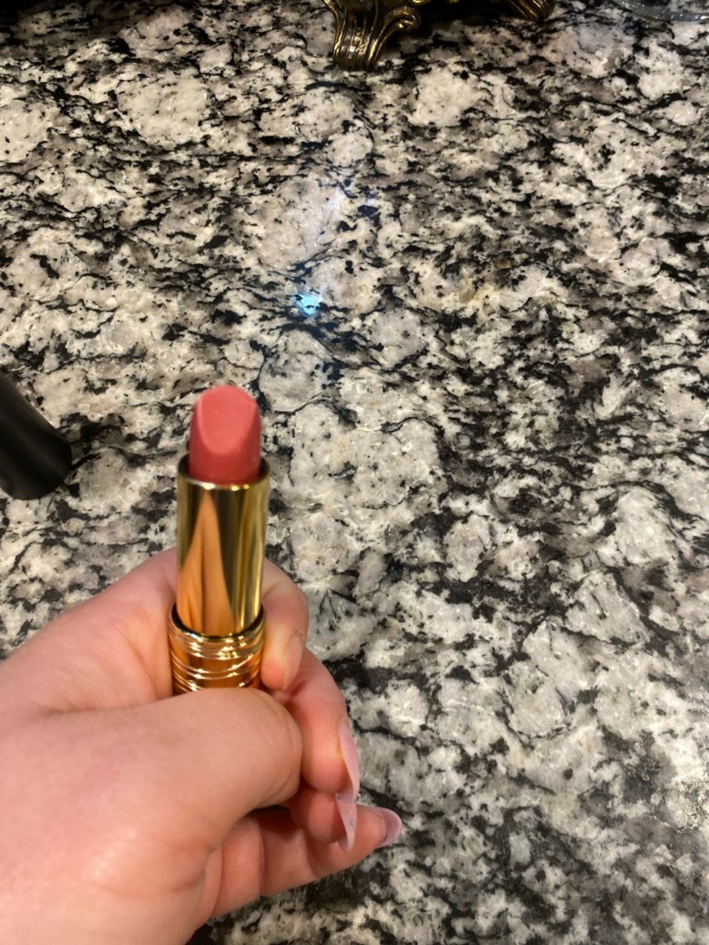Lancôme L'Absolu Rouge Cream Lipstick in shade 337 Blush Classique - Picture 6 of 8